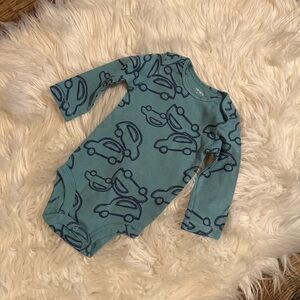 Carter’s Baby Boy Blue Car Print Long Sleeve Bodysuit Size 6 Months